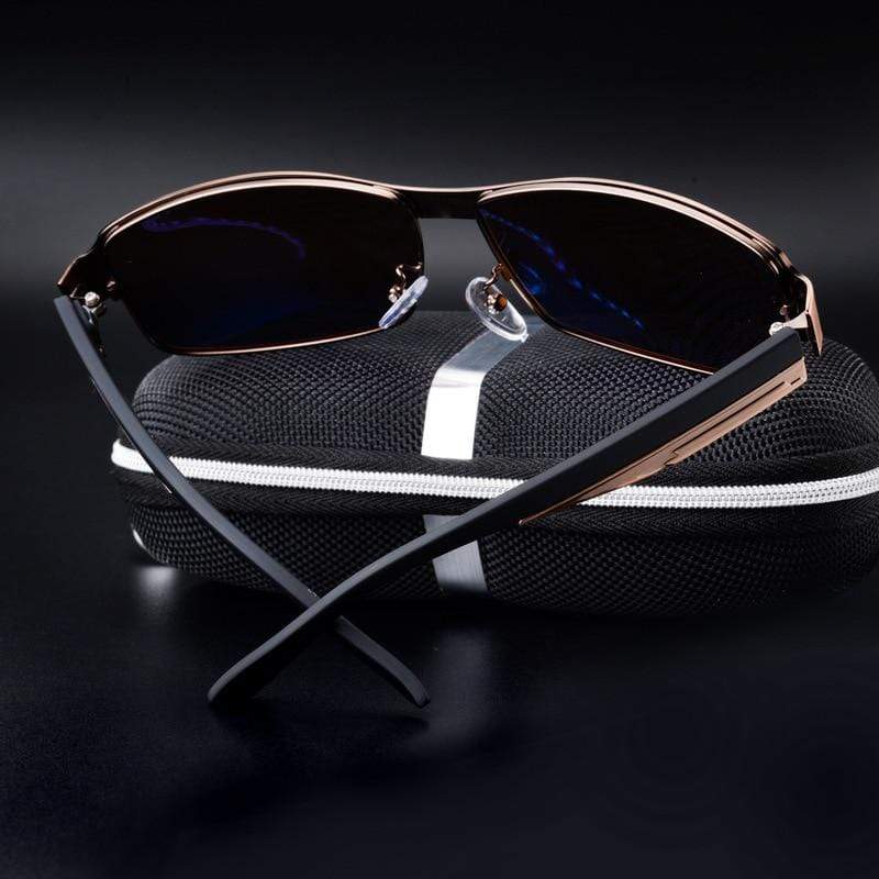 Pilot Polarized Sunglasses + Case Optics